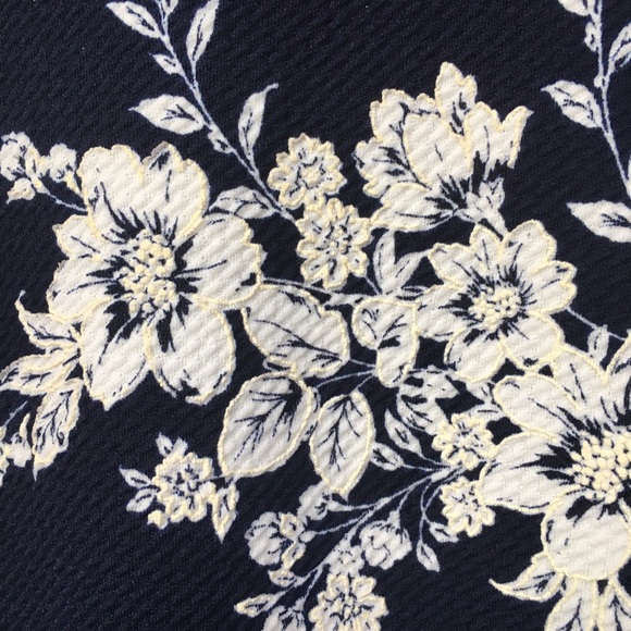 Maurices navy floral sheer shoulder sheath NWT XXL - Picture 3 of 7